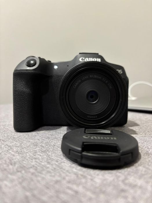 Canon R5 и Canon r8 Canon RF28mm 4 аккамулятора