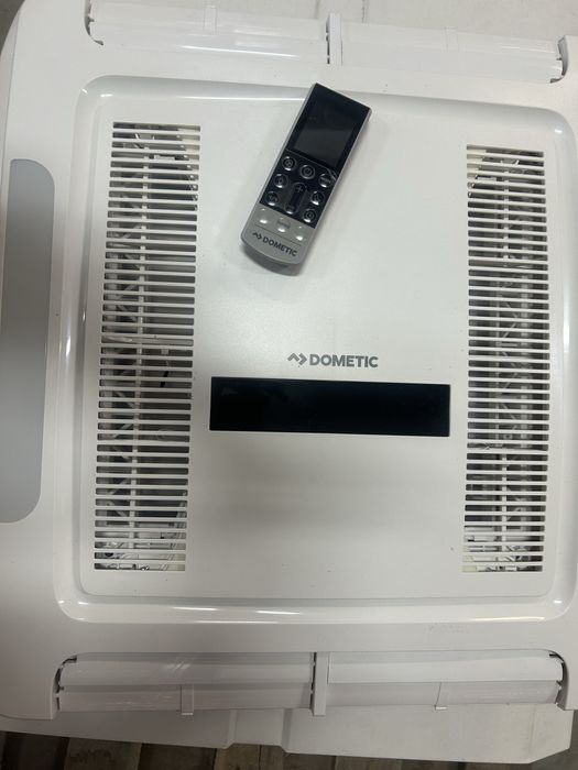 Климатик dometic