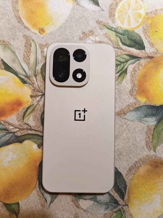 Oneplus 15 16/256 gb