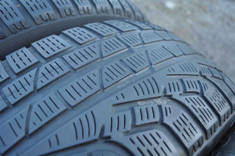 SET 2 Anvelope Iarna 225/60 R17 PIRELLI SottoZero Winter 210 Serie 2