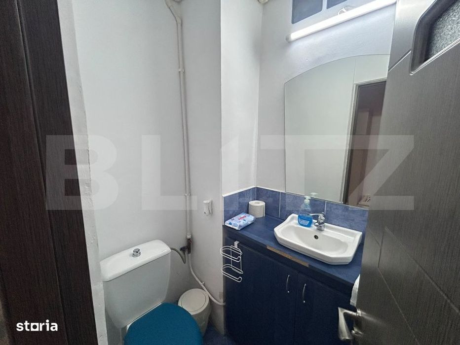 Apartament cu 3 camere, decomandat, centrala si AC, zona Helin Ciuperc