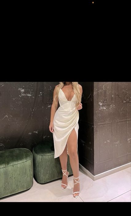 Rochie eleganta House of CB