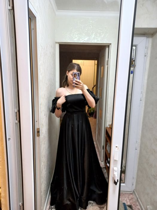 Продам выпускное платье