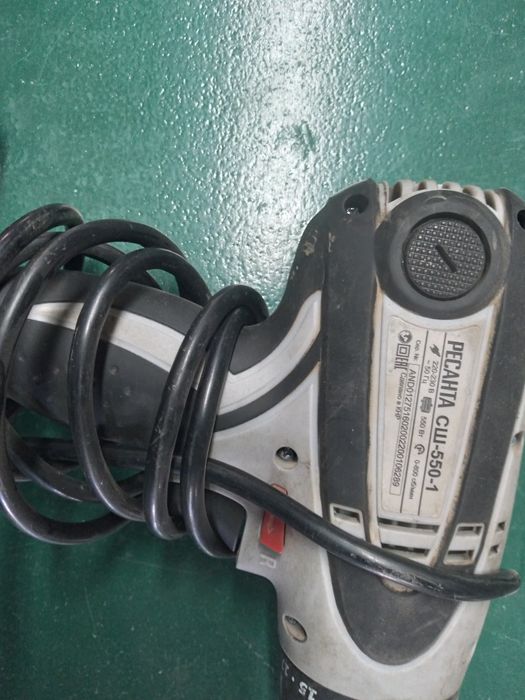 Шуруповерт сетевой 220