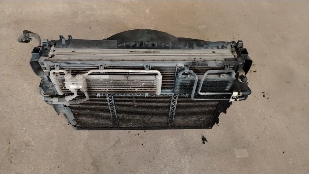 Радиатор, охлаждаща перка Мерцедес С 221 / Mercedes S class w221