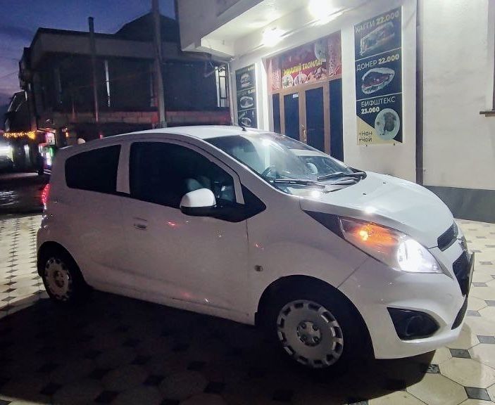 Spark evro 1 2014 avtomat sotiladi