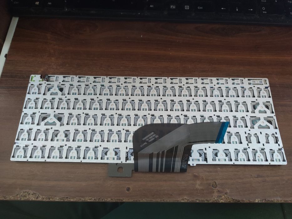 Tastatura + Buton pornire laptop Trekstor Primebook U13B