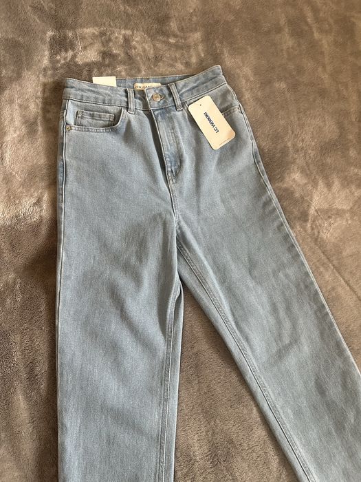Женские джинсы Slim mom