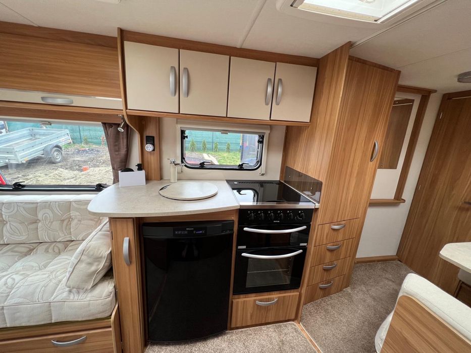 Lunar Quasar 2014 | Mover | Panou Solar | Duș separat | Stare excelentă | 12.490 €