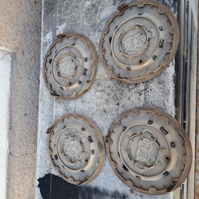 Оригинални капачки  за джанти AUDI