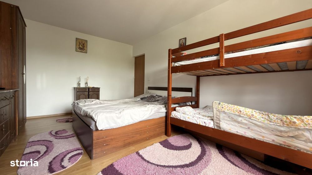 Apartament 2 camere decomandate transformat in 3 de vanzare in km 4-5