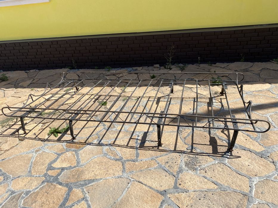 Продам универсальный багажник на крышу