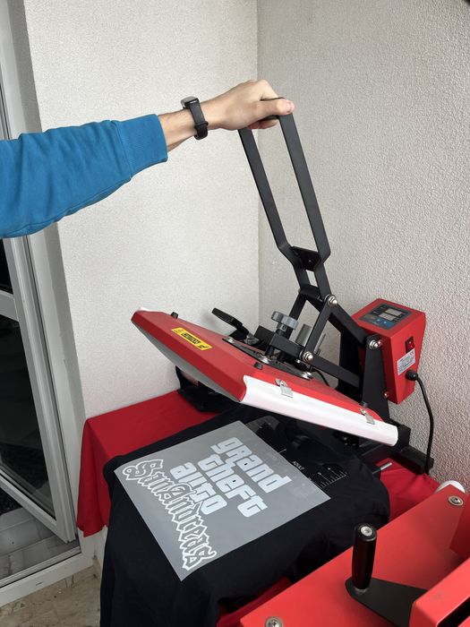 Tricouri Personalizate Profesional - Firme | Merch | Events