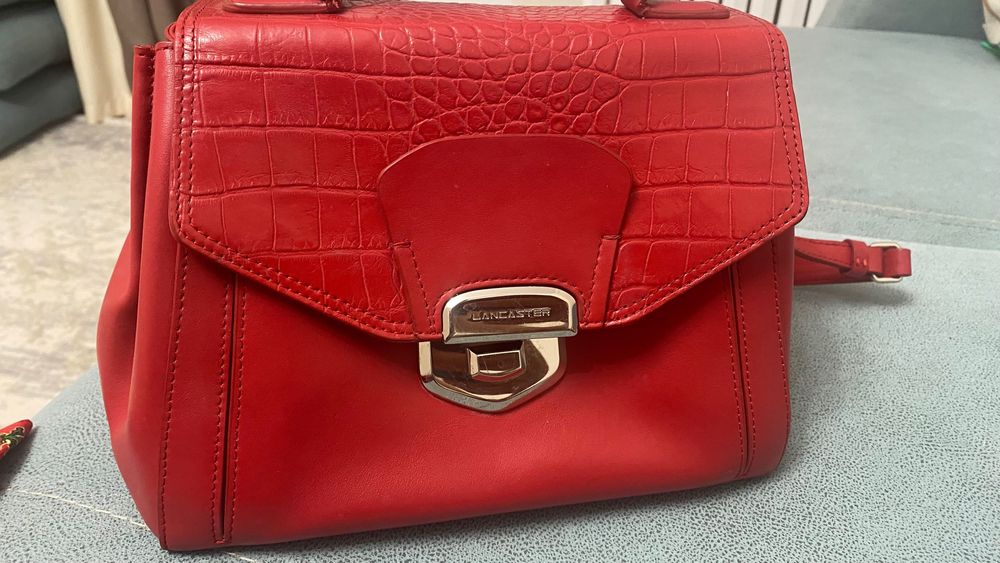 Продам сумку в хорошем состоянием