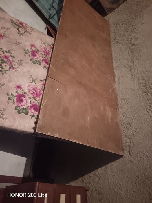 Жер стол сатылады