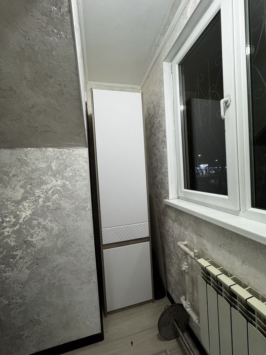 Шкаф пенал белый