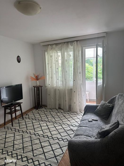 Apt 2 camere Podu Ros-Cantemir,  5 mn de Palas si Fac de Constructii!