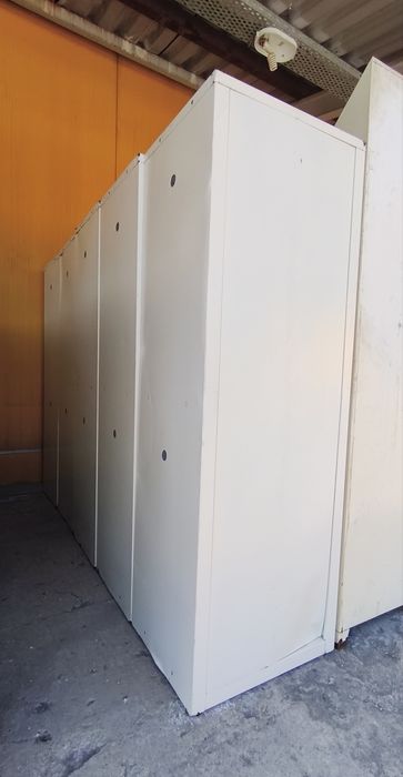 Шкаф металлический (для раздевалок)