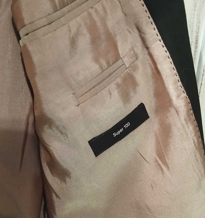 HUGO BOSS  - оригинално сако L