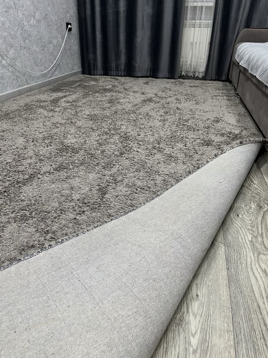 Прекрасный Ковер 2х4 !