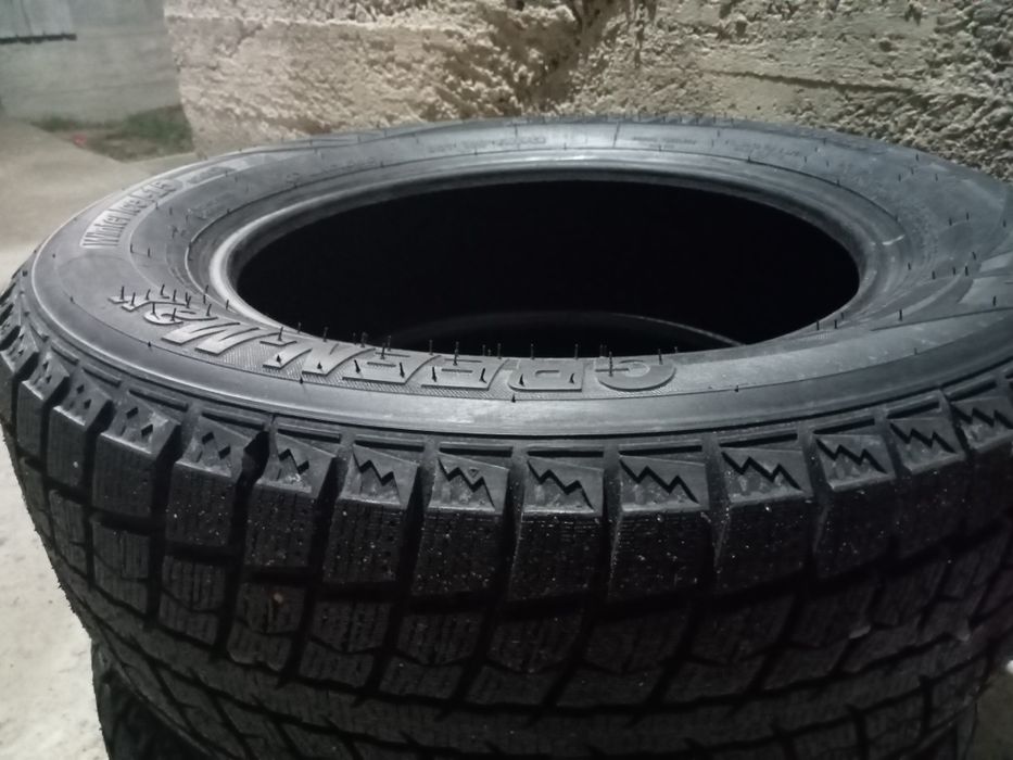 Автошины 215,60,16