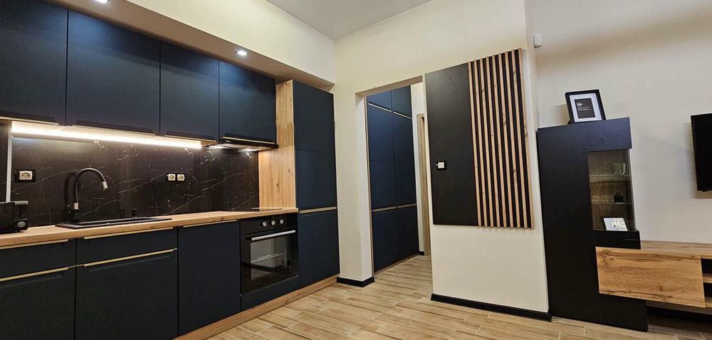 Дава се под наем Двустаен апартамент в Пловдив, Христо Смирненски - 65 кв.м за 680 € - Снимка #1