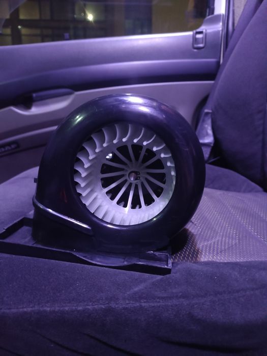 Продам моторчик печки Даф 105