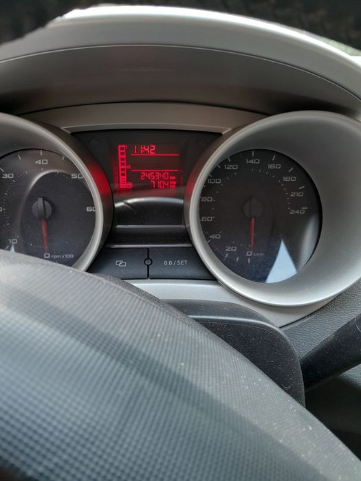 SEAT Ibiza 2011 — imagine 4