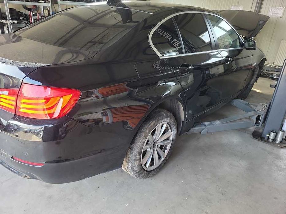 Capota neagra bmw f10 cod culoare 668