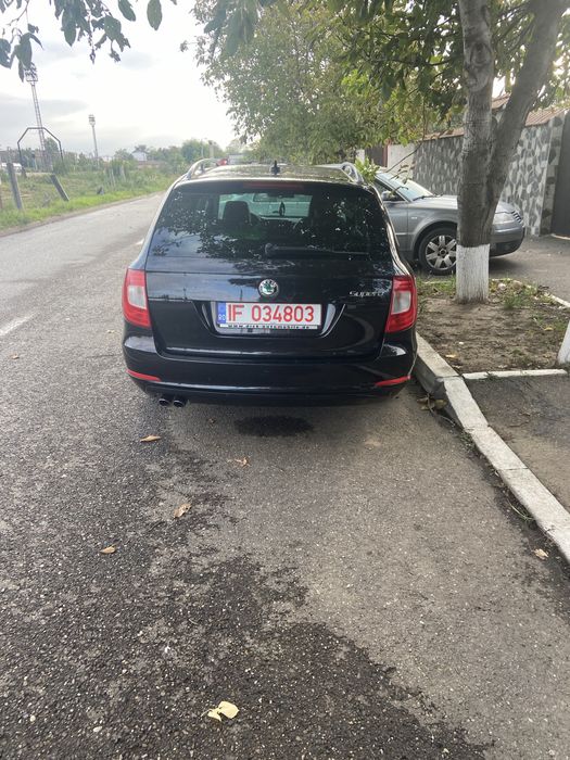 Vand sau schimb Skoda Superb