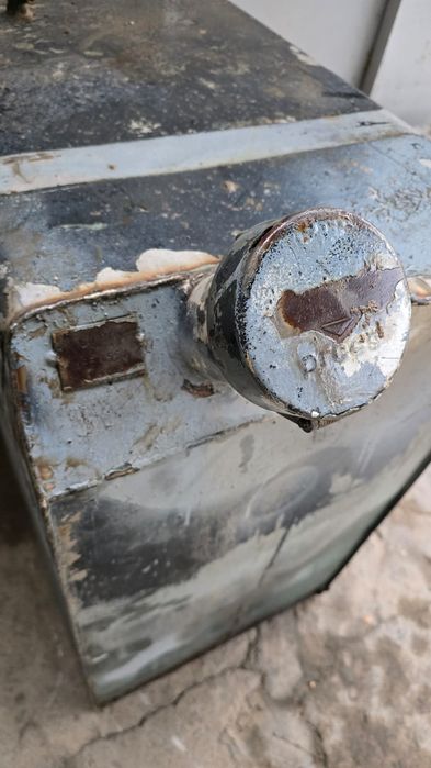 Бак для манипулятора