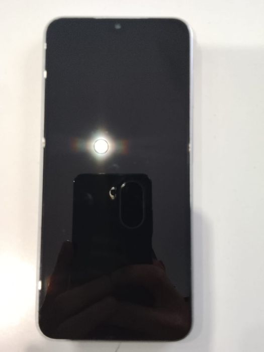 Продам телефон срочна