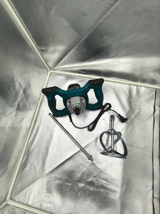 Mixer electric profesional 2800W putere si control