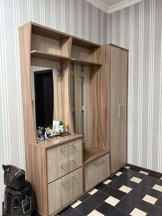 СРОЧНО! Прихожая с обувницей