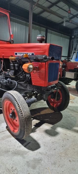 De vanzare Tractor U650