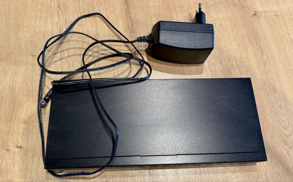 Smart managed gigabit switch Zyxel gs1900-8