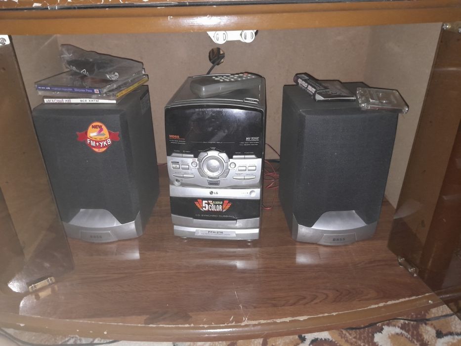 Продам музыкальный центр