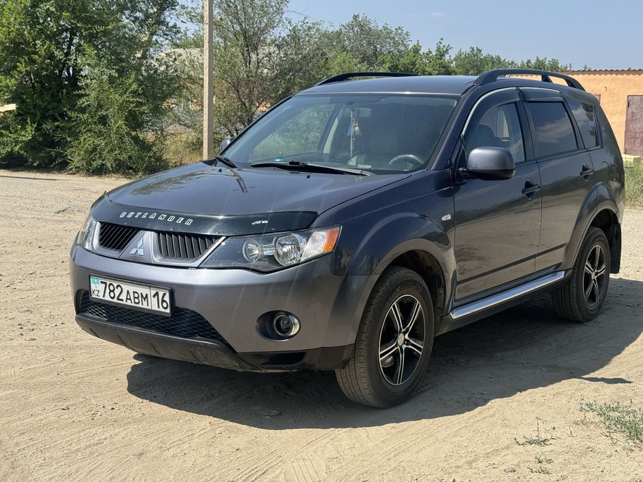 Продам Mitsubishi outlender