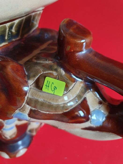 Порцеланов слон кашпа