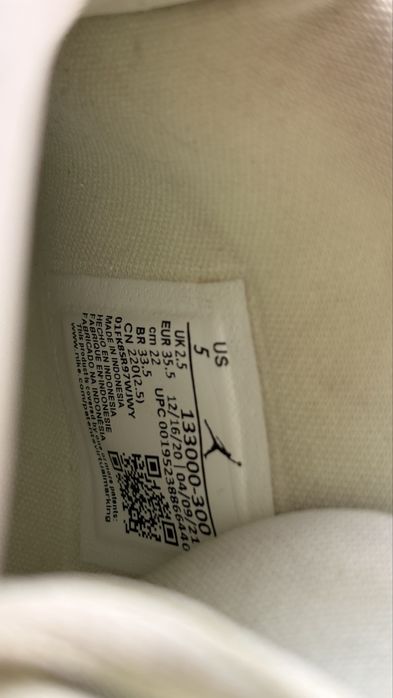 Air Jordan OG „Lime Ice” mărimea 35.5