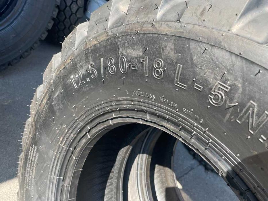Anvelope noi industriale cu 16pliuri livrare rapida  12.5/80-18