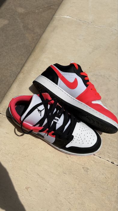 Air Jordan 1 Low GS “Mismatch Chicago”