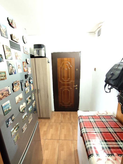 2 camere semidecomandat, Craiovita Noua, zona Materna