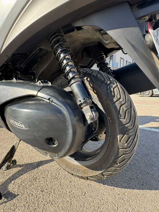 Honda Silver Wing 400