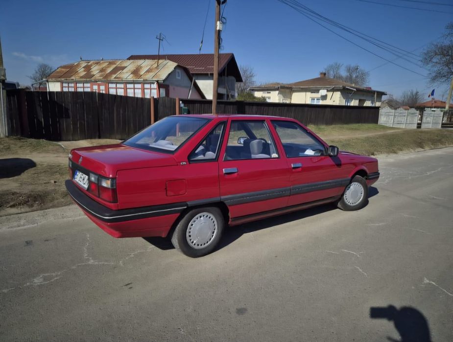 Renault 21 GTS ph 1 fabricatie 1986 restaurat integral vehicul istori