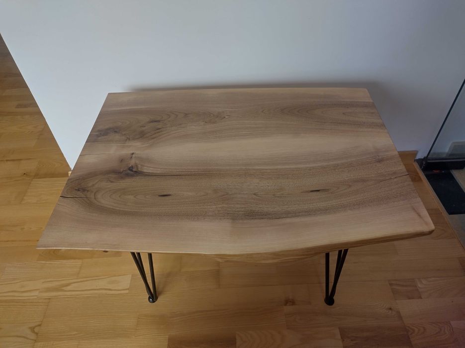 Lemn masiv de nuc/Măsuță cafea lemn de nuc