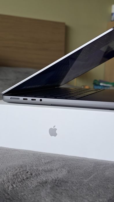 MacBook Pro 14 inch, 2023 | M2 Pro | 32GB RAM | 512 GB SSD