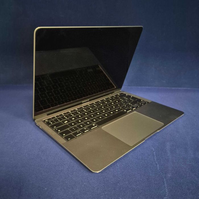 MacBook Air 13 ( Tomesti-b:33500.1 ) - Garantie 2 ani !