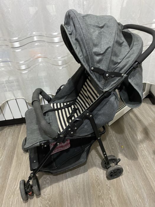 Продаю две прогулочные коляски