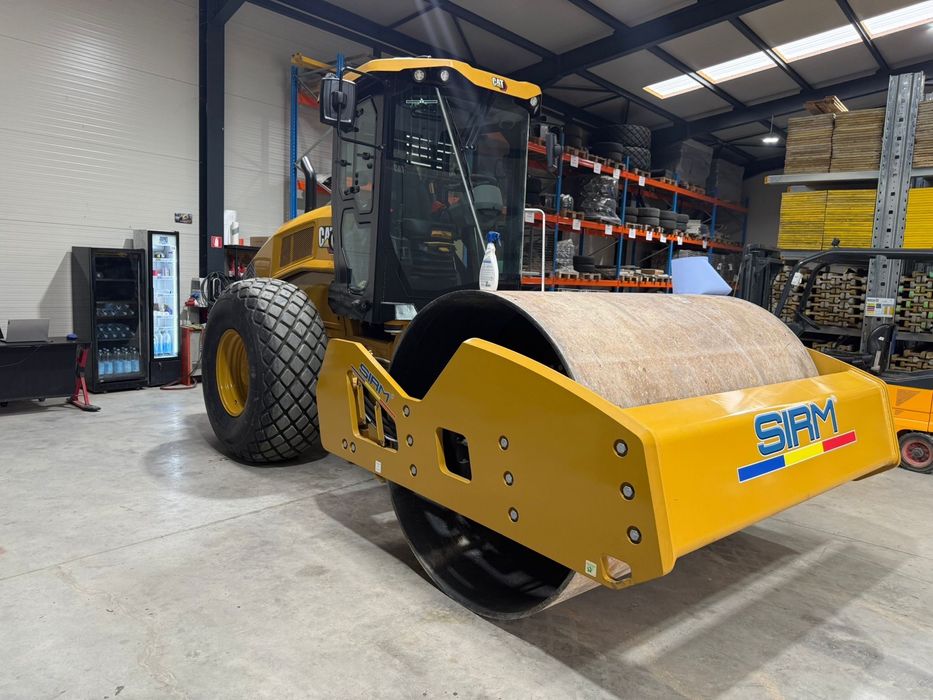 Cilindru compactor Caterpillar CS12GC